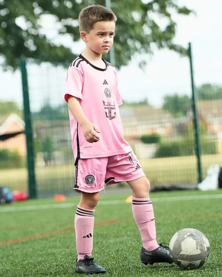 Children at a uSports football holiday camp
