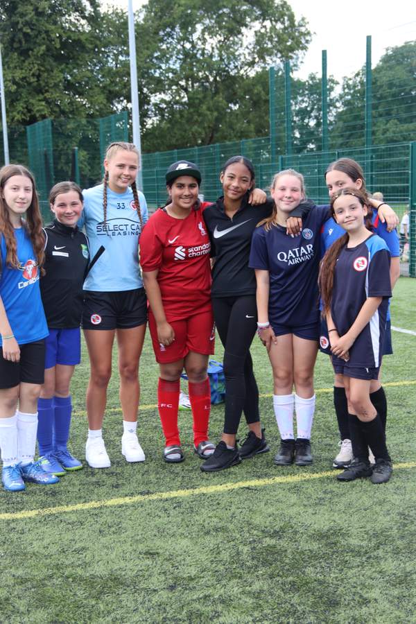 Girls at a uSports girls only football holiday camp