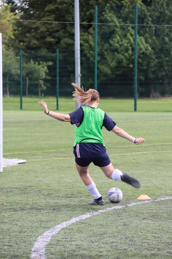 Girls at a uSports girls only football holiday camp